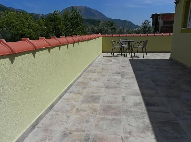 4 room house 240 m² Bar, Montenegro