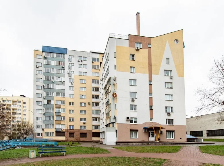 Büro 295 m² in Minsk, Belarus