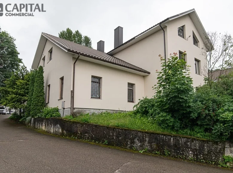 Commercial property 854 m² in Vilnius, Lithuania