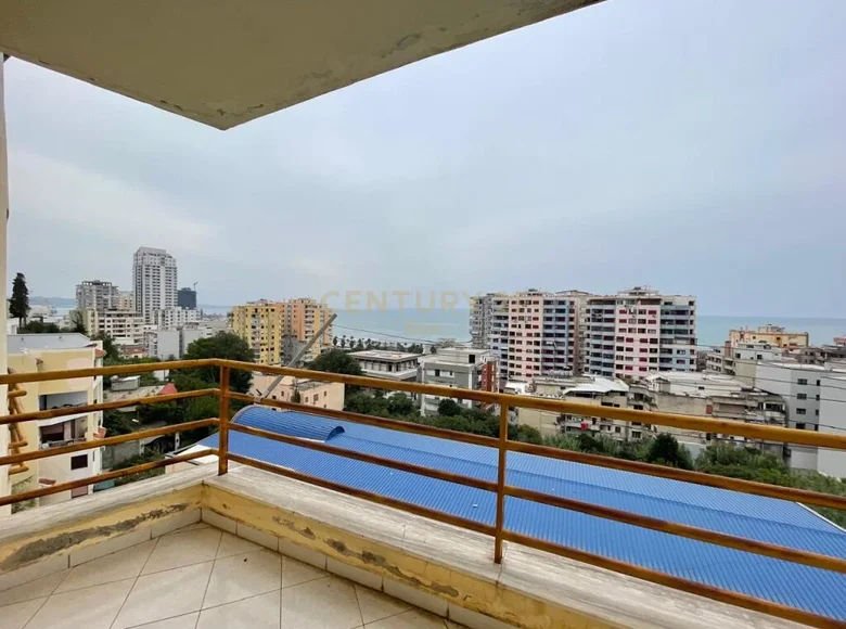 Mieszkanie 3 pokoi 99 m² Bashkia Durres, Albania