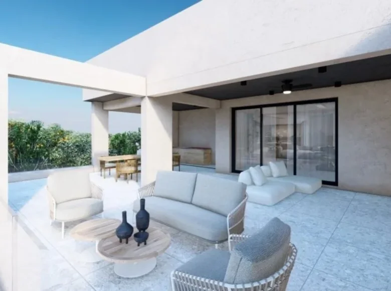 Attique 3 chambres 102 m² Aradíppou, Chypre