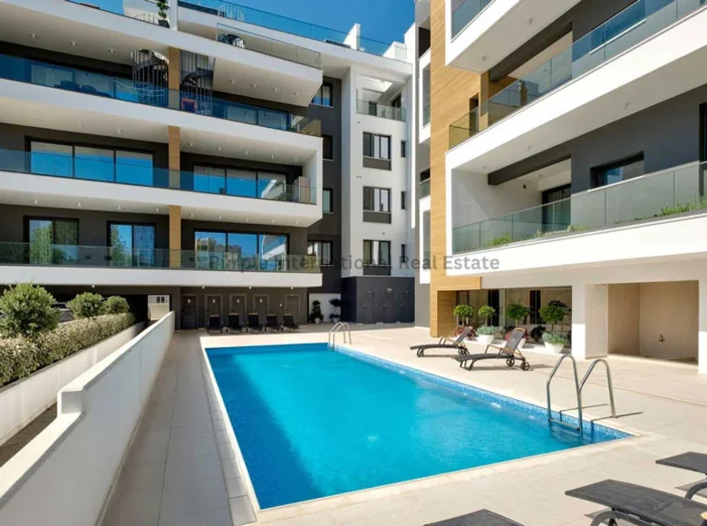 Mieszkanie 3 pokoi 126 m² Jermasoja, Cypr