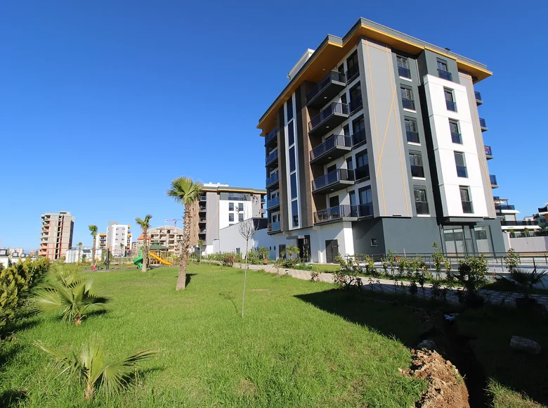 2 bedroom apartment 94 m² Aksu, Turkey