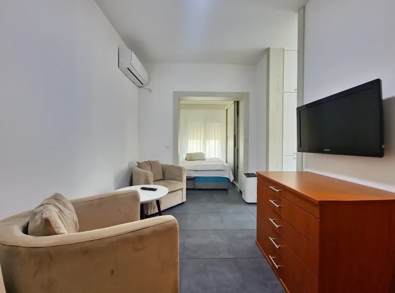 Wohnung 1 Schlafzimmer 30 m² in Lastva Grbaljska, Montenegro