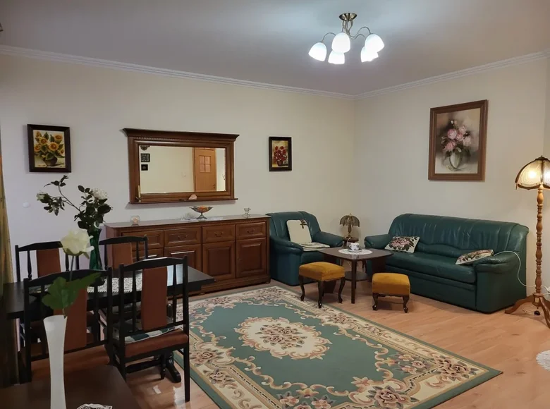 2 bedroom apartment 74 m² Warsaw, Poland