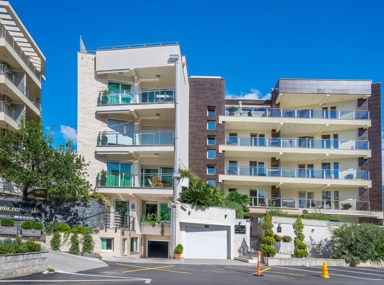 Mieszkanie 2 pokoi 47 m² Budva, Czarnogóra