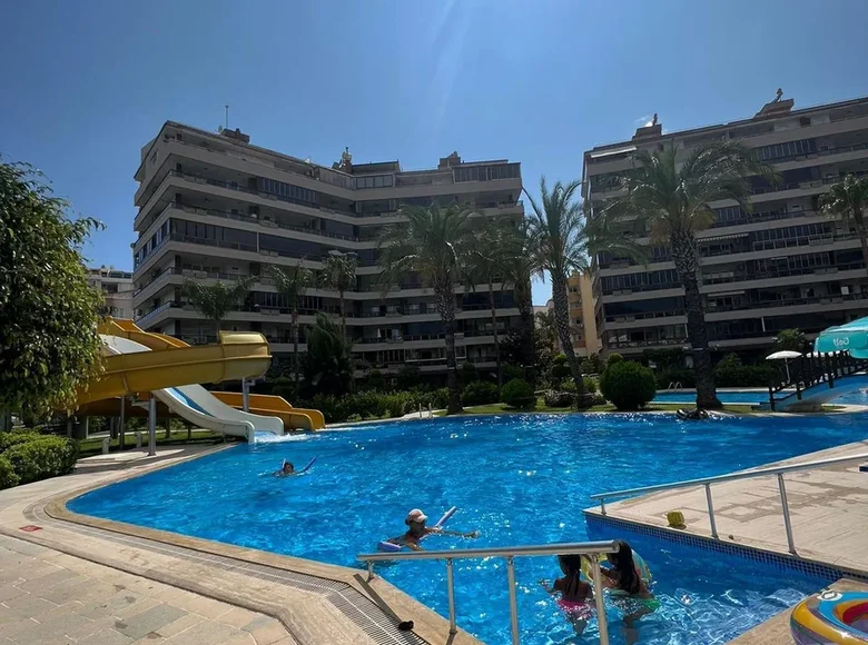 Mieszkanie 3 pokoi  Tosmur, Turcja