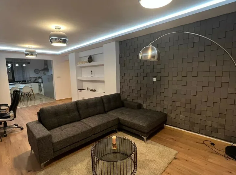 Mieszkanie 2 pokoi  Koinoteta Agiou Tychona, Cypr