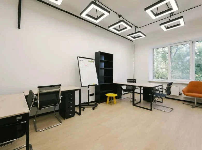 Office 1 368 m² in Moscow, Russia