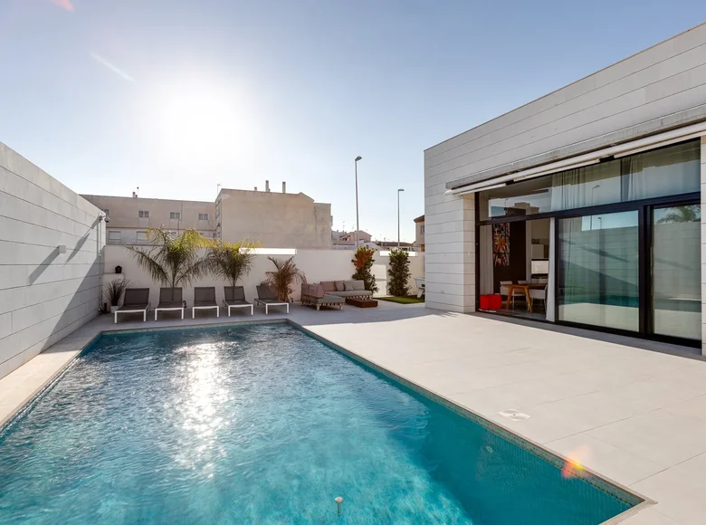 Willa 3 pokoi 110 m² Pilar de la Horadada, Hiszpania