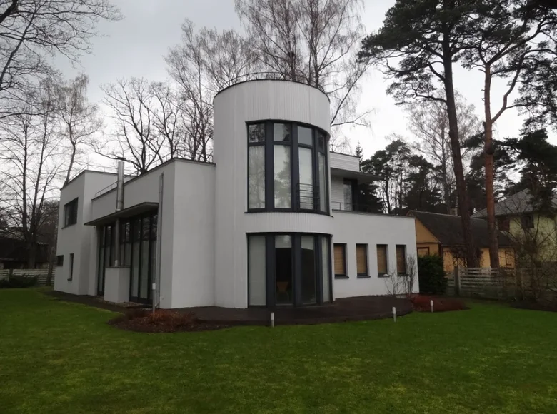 7 room house 400 m² in Jurmala, Latvia