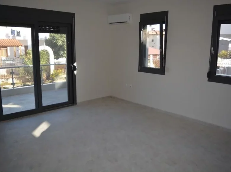 2 room apartment 40 m² Kalyves Polygyrou, Greece