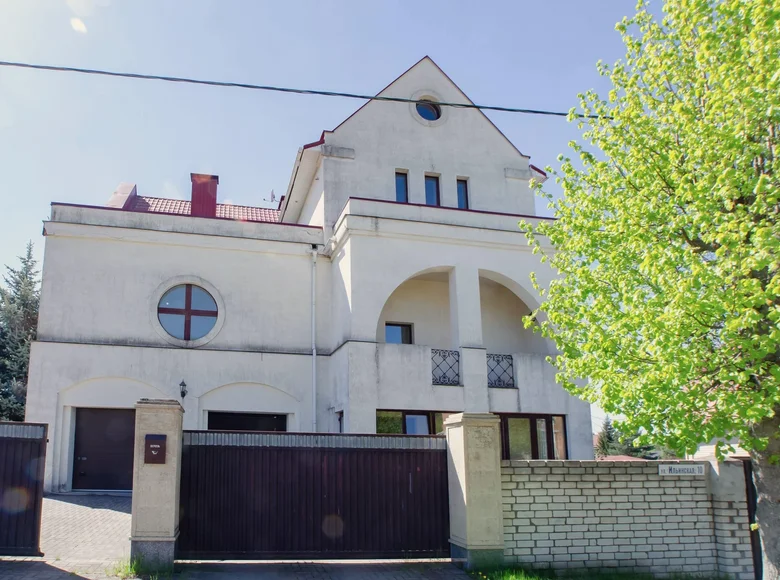 Dom wolnostojący 550 m² Kalodziscanski sielski Saviet, Białoruś