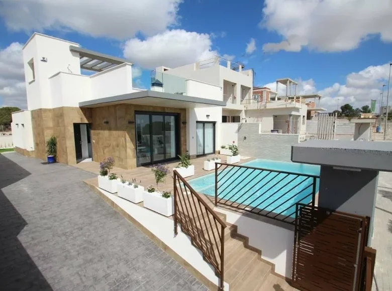 3 bedroom house  San Miguel de Salinas, Spain