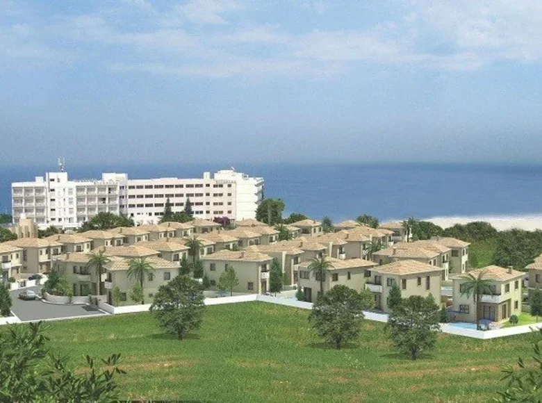 Investment 5 230 m² in Paralimni, Cyprus