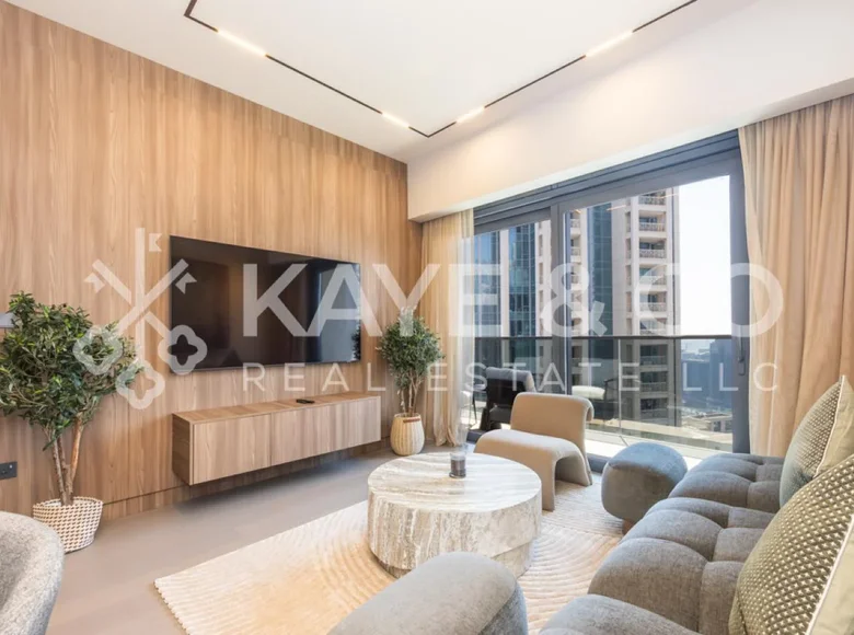 1 bedroom apartment 716 m² Dubai, United Arab Emirates
