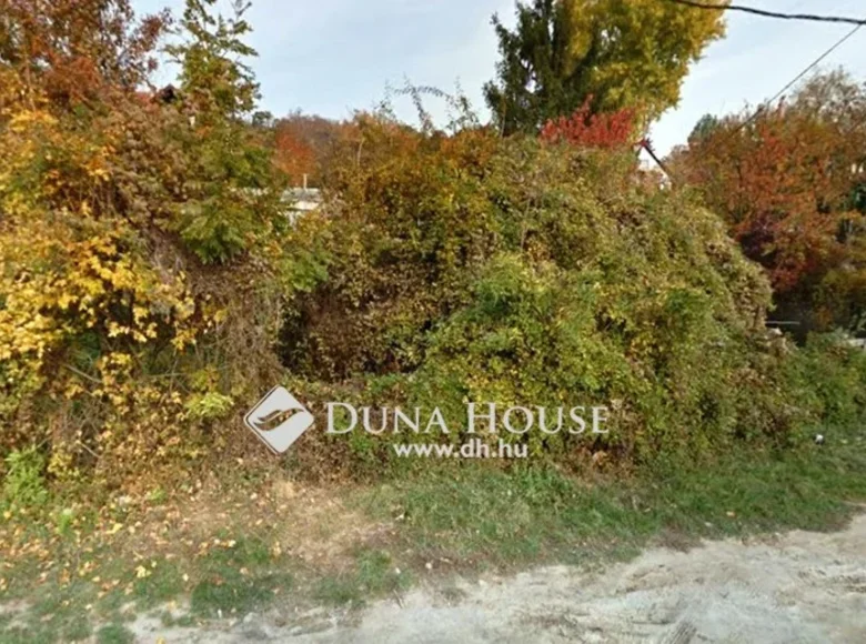 Land 970 m² in Budapest, Hungary
