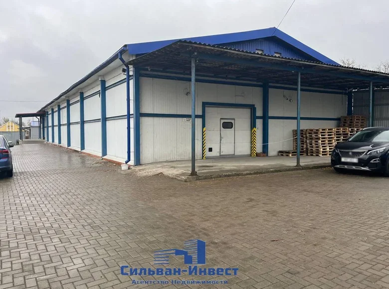 Almacén 687 m² en Gómel, Belarús