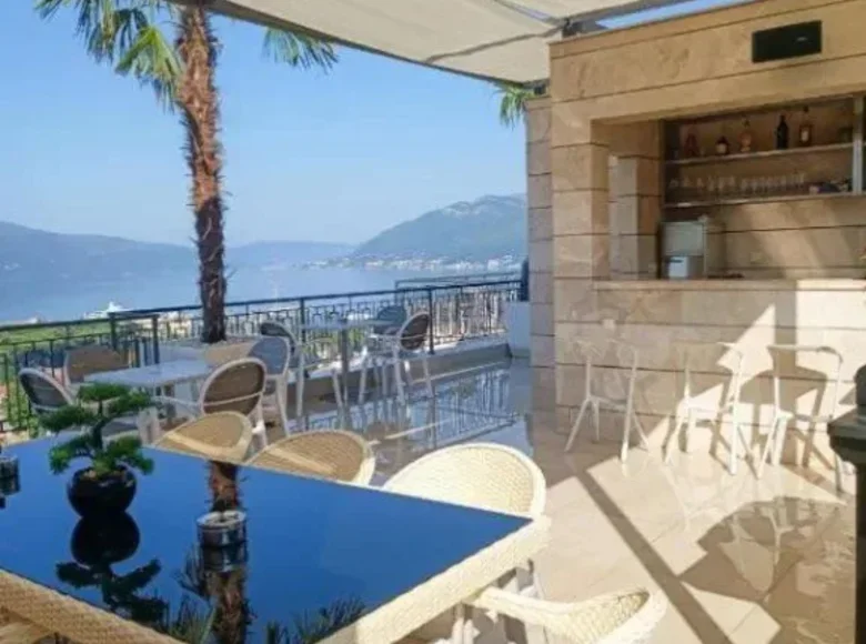 1 bedroom apartment 50 m² Tivat, Montenegro