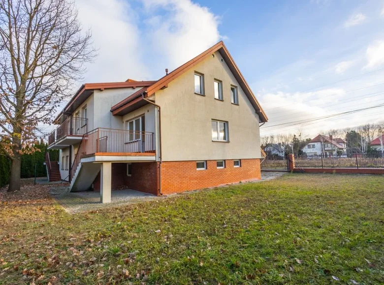 8 room house 211 m² Warsaw, Poland