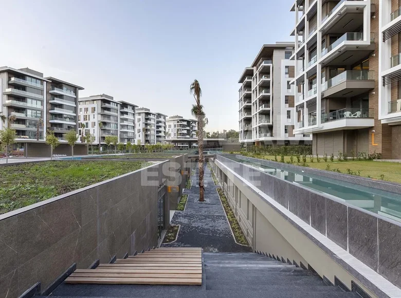 3 bedroom townthouse 180 m² Konyaalti, Turkey