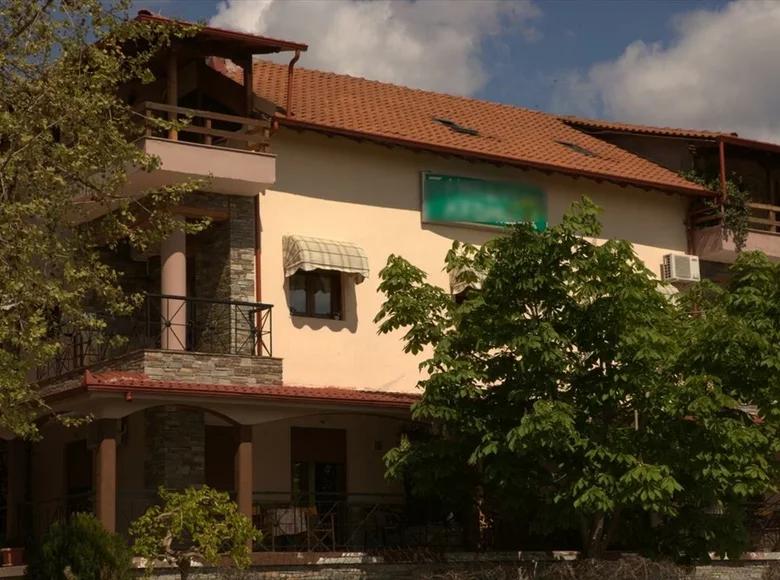 Отель 602 м² Лутраки, Греция