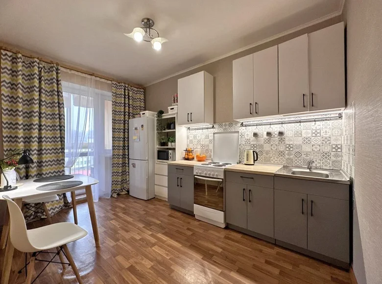 2 room apartment 63 m² Kopishche, Belarus