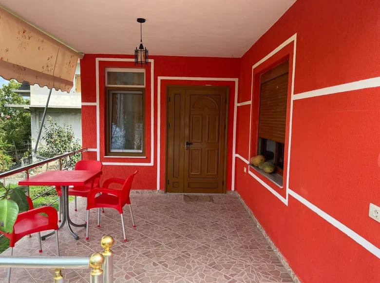 Квартира 1 комната 112 м² Влёра, Албания