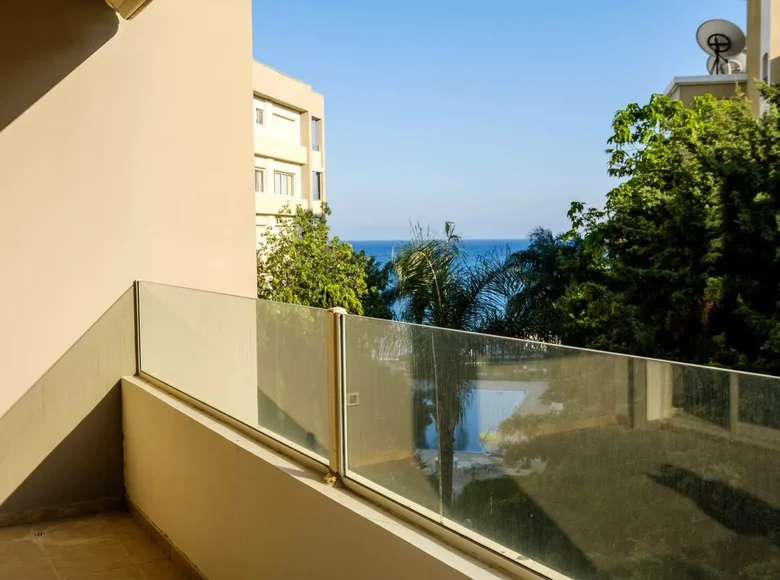 3 room apartment 200 m² in Cyprus, Cyprus