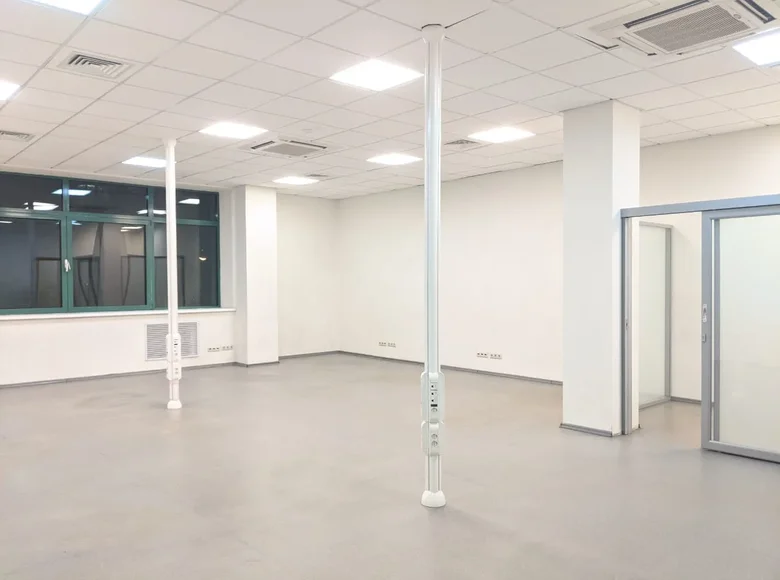 Oficina 1 365 m² en Moscú, Rusia