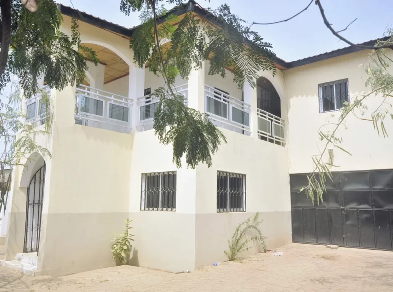4 bedroom house 504 m² Sukuta, Republic of The Gambia