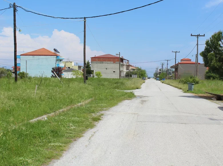 Land 1 room  Paralia, Greece