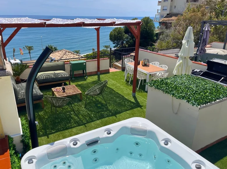 Apartamento 2 habitaciones 98 m² Fuengirola, Španjolska