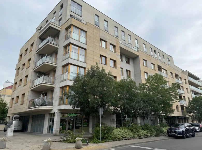 Commercial property 1 room 40 m² in Warsaw, Poland