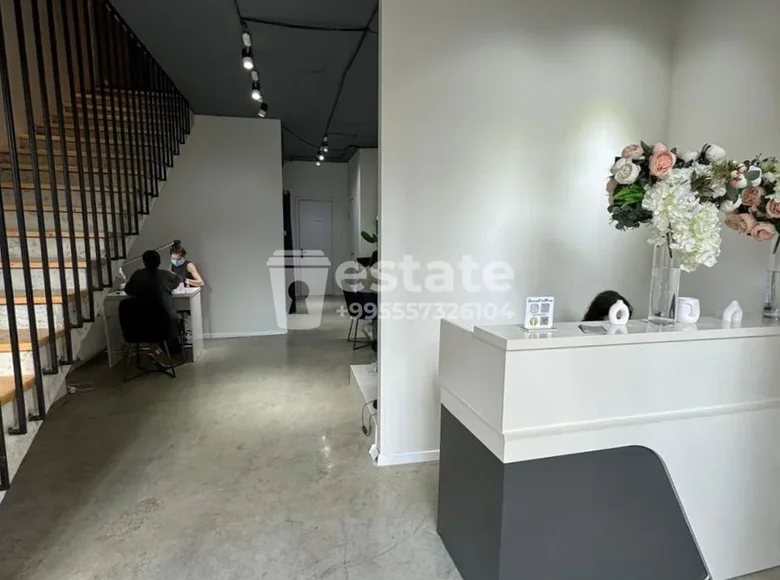 Коммерческое помещение 4 комнаты 126 м² в Батуми, Грузия