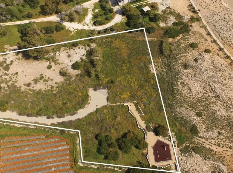 Atterrir  Agía Nápa, Chypre