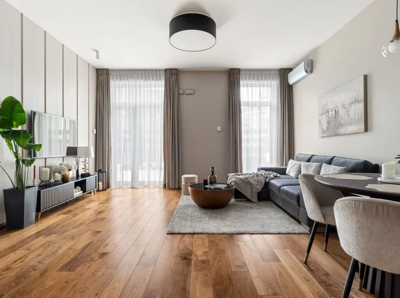 2 room apartment 61 m² Warsaw, Poland