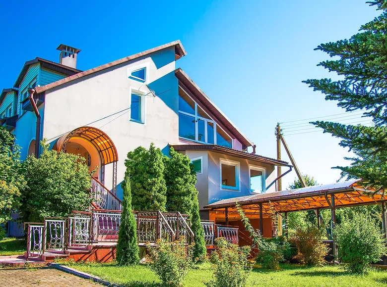 Дом 270 м² Крупица, Беларусь