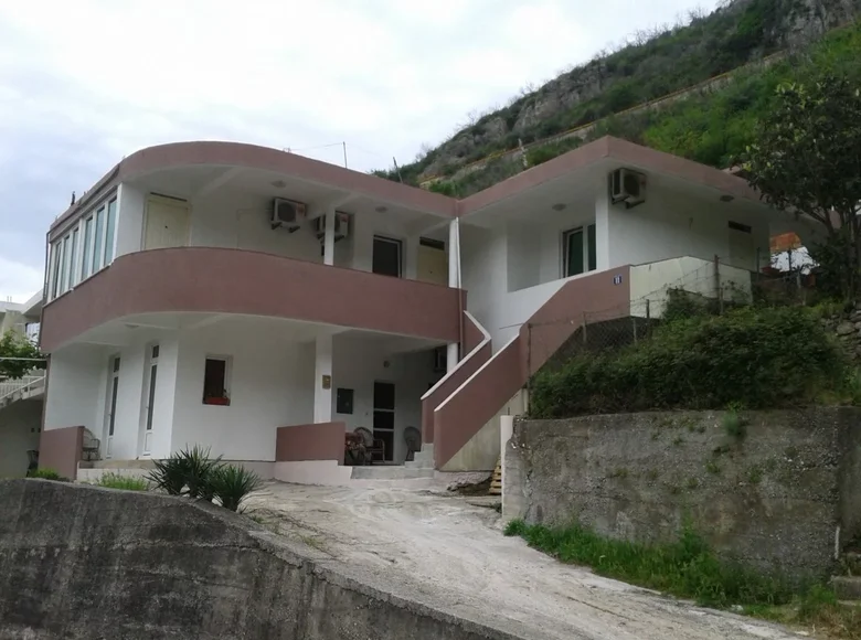 Dom 4 pokoi 350 m² Budva, Czarnogóra
