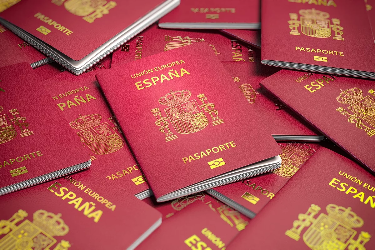 Spanish passports