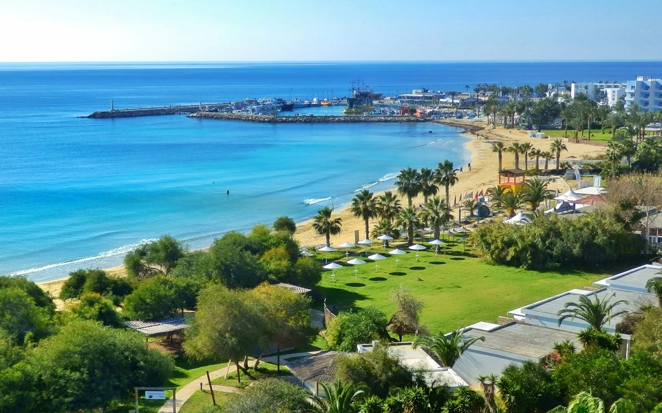 How to&nbsp;get the residence permit in&nbsp;Cyprus