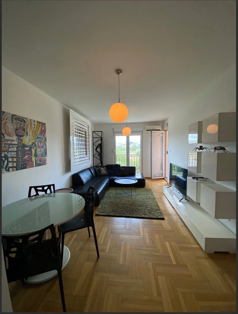 2 bedroom apartment