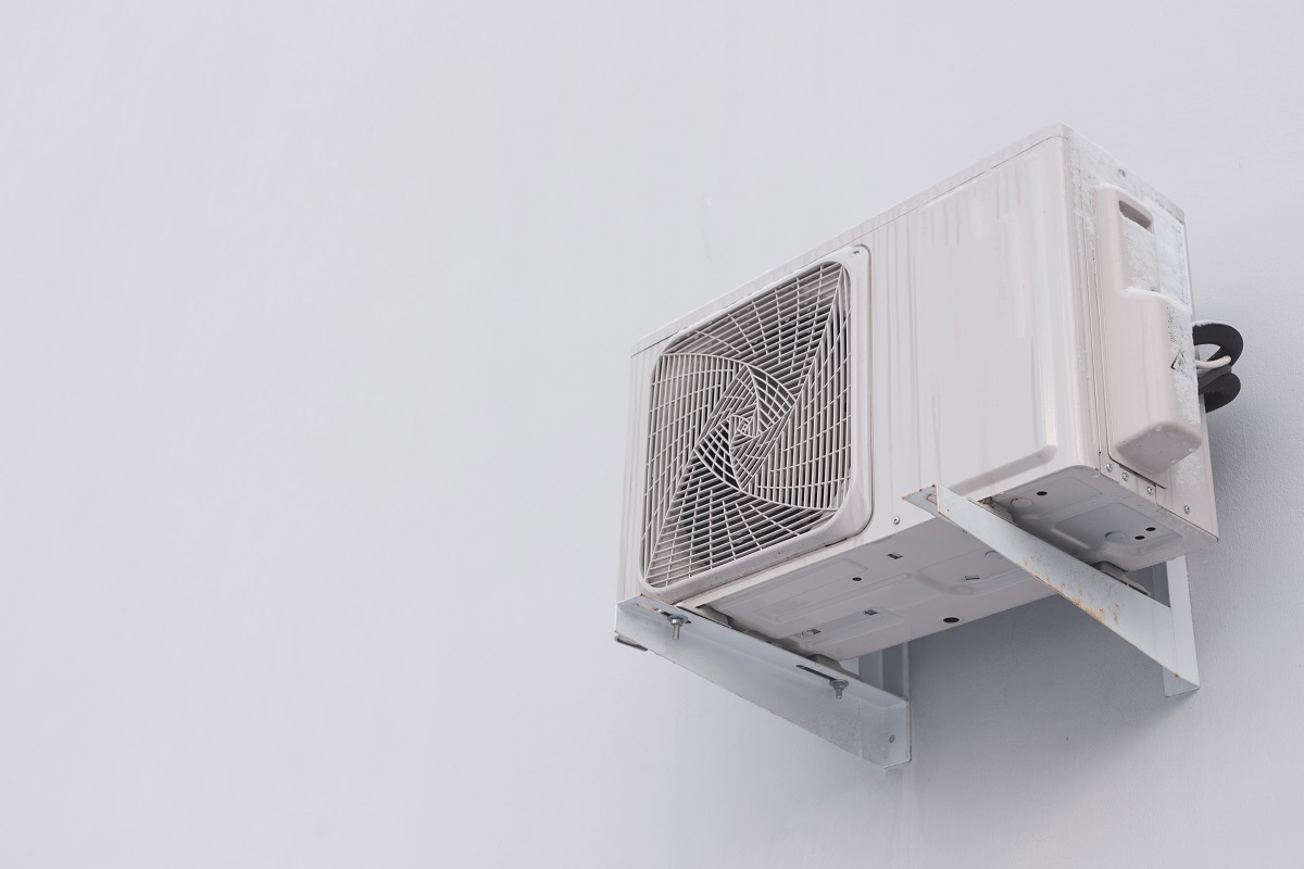 Multi-split system air conditioners