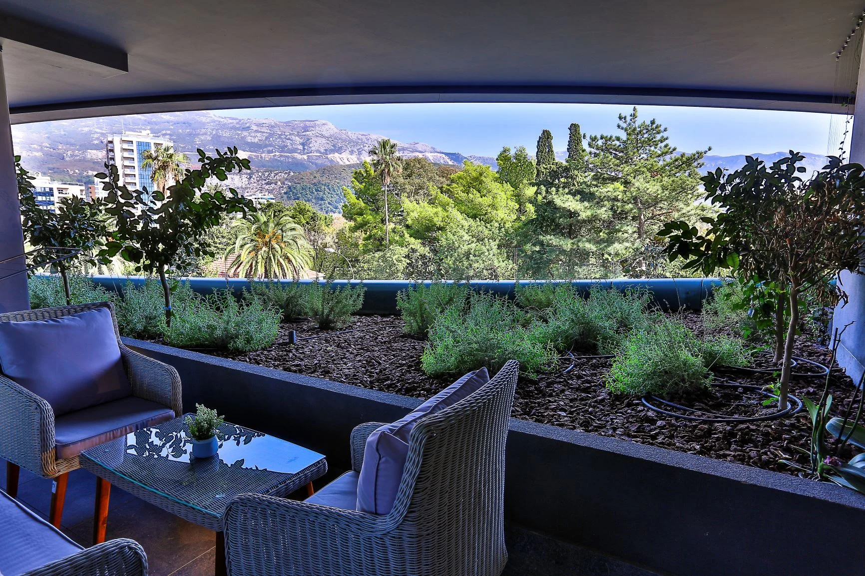 🏡 Budva City Center – Two-Bedroom Apartment with Terrace