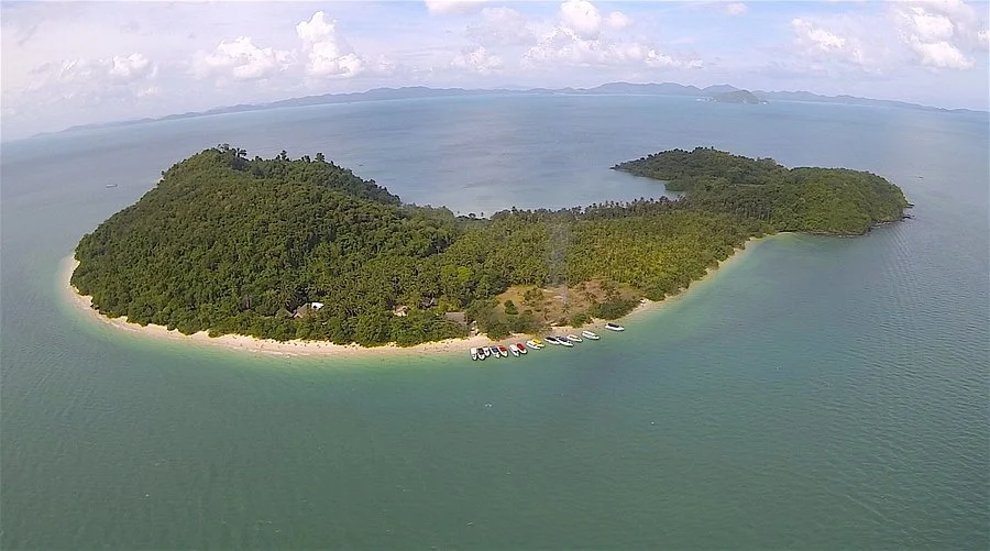 Ранг Яй (Koh Rang Yai), Таиланд
