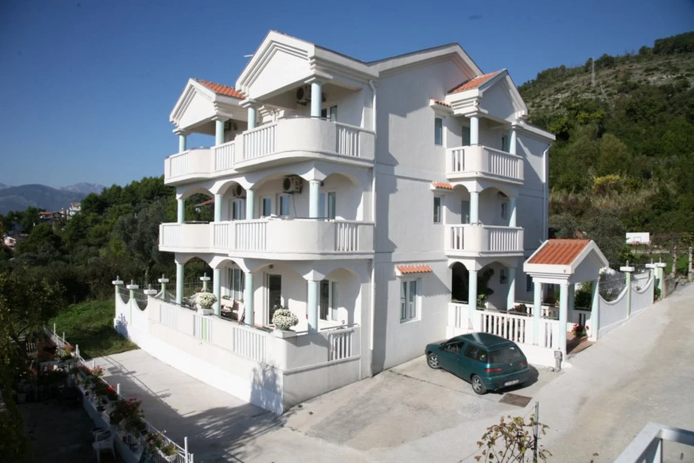 Hotel 570 m²