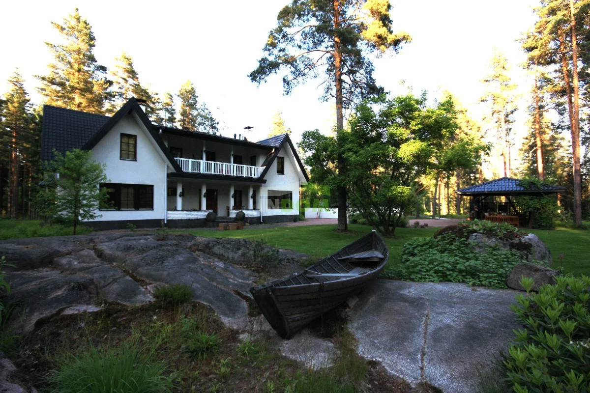 villa-for-sale-in-helsinki-finland-for-1-450-000-listing-780335