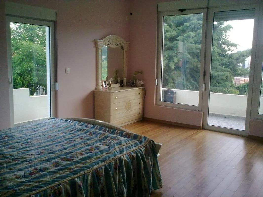 Hotel 537 m²