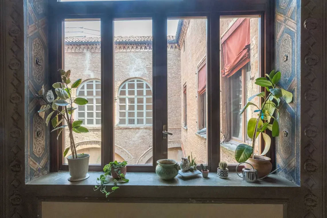 Окна в квартире в Болонье, где жил Леонардо да Винчи