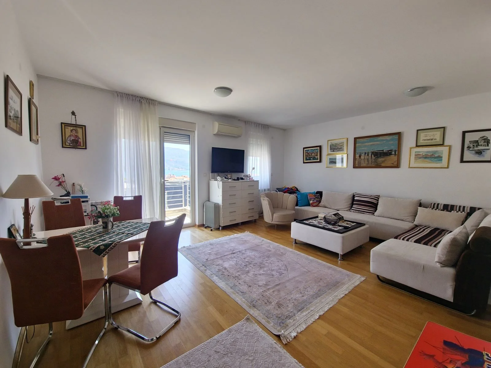 3 bedroom apartment